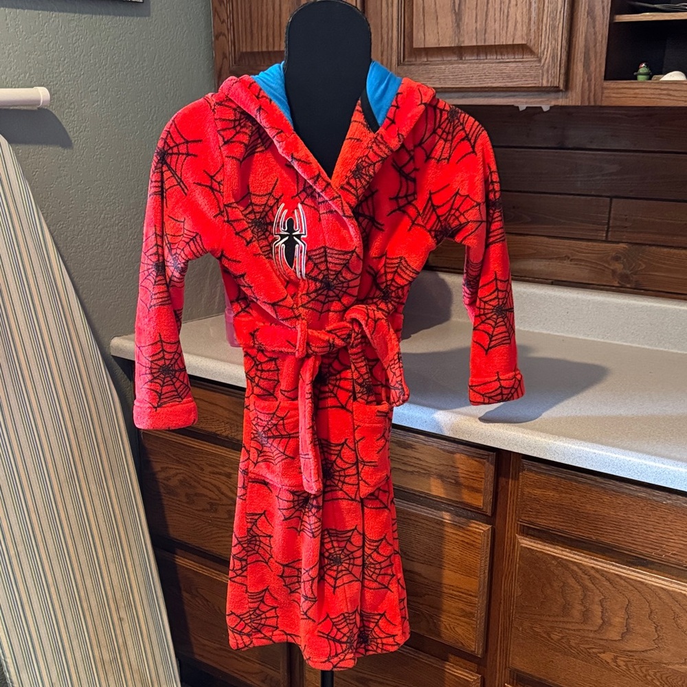 Boy's Spiderman Robe